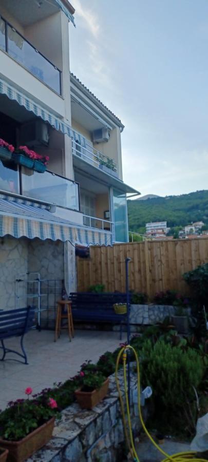 Apartment Azzurro Icici Exterior foto